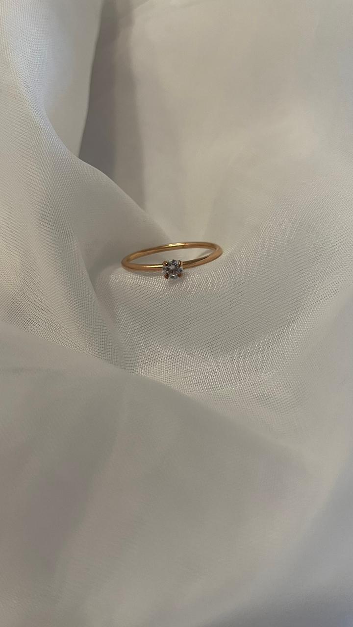 Anillo solitario oro rosado
