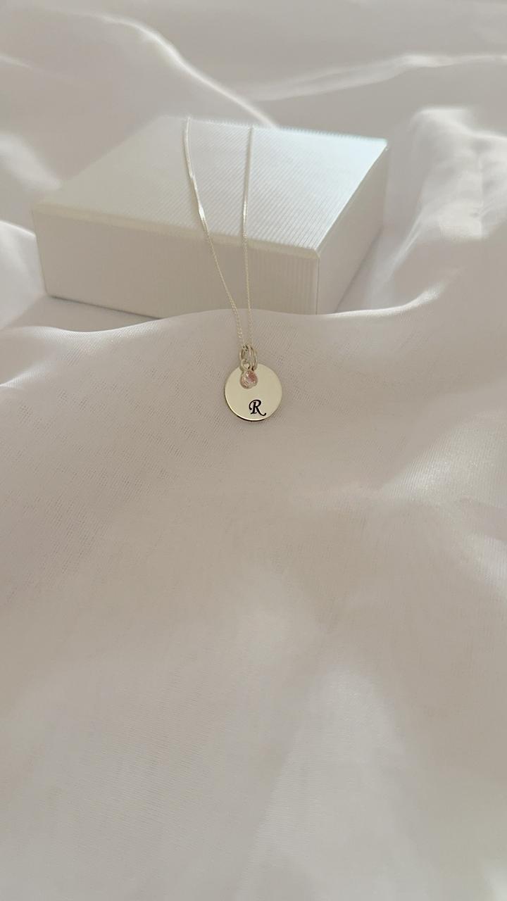 Collar Dorado con tu Inicial